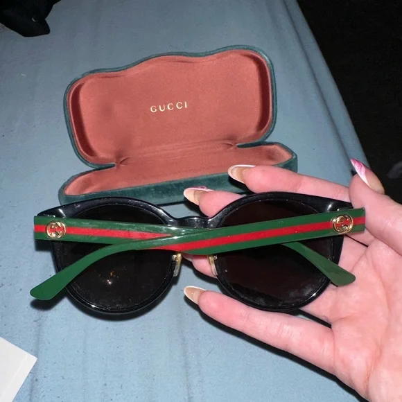 Gucci Round Fran Sunglasses in Black Gucci® GG0712S Round Sunglasses - EuroOptica main image 4
